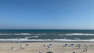 Pine Knoll Shores Beach